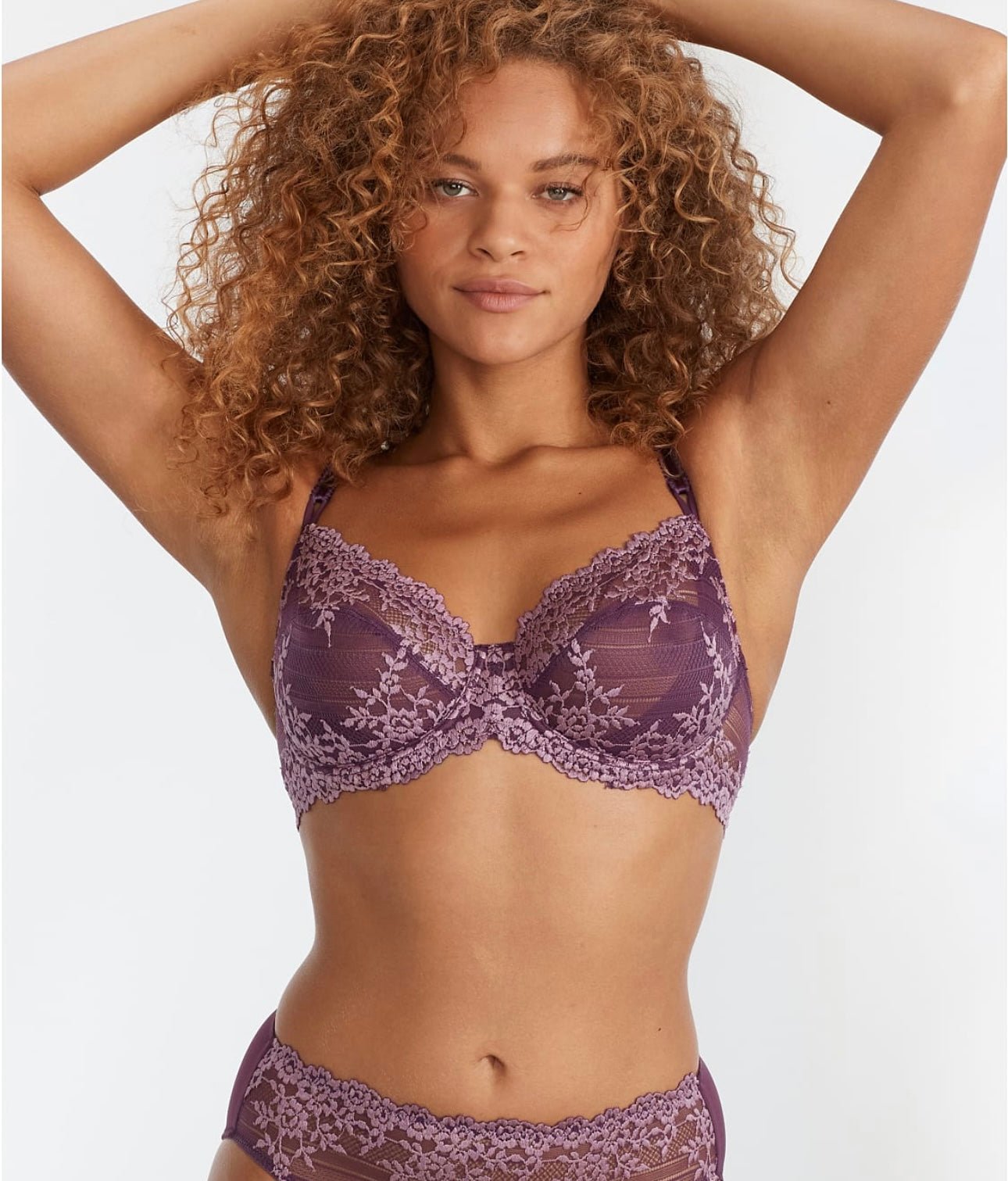 Wacoal Embrace Lace Classic Underwired Bra In Black Cherry – The